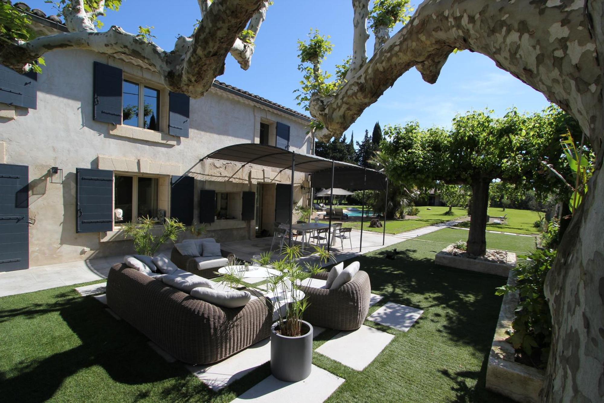 Mas Paloma Bed & Breakfast Rognonas Exterior photo