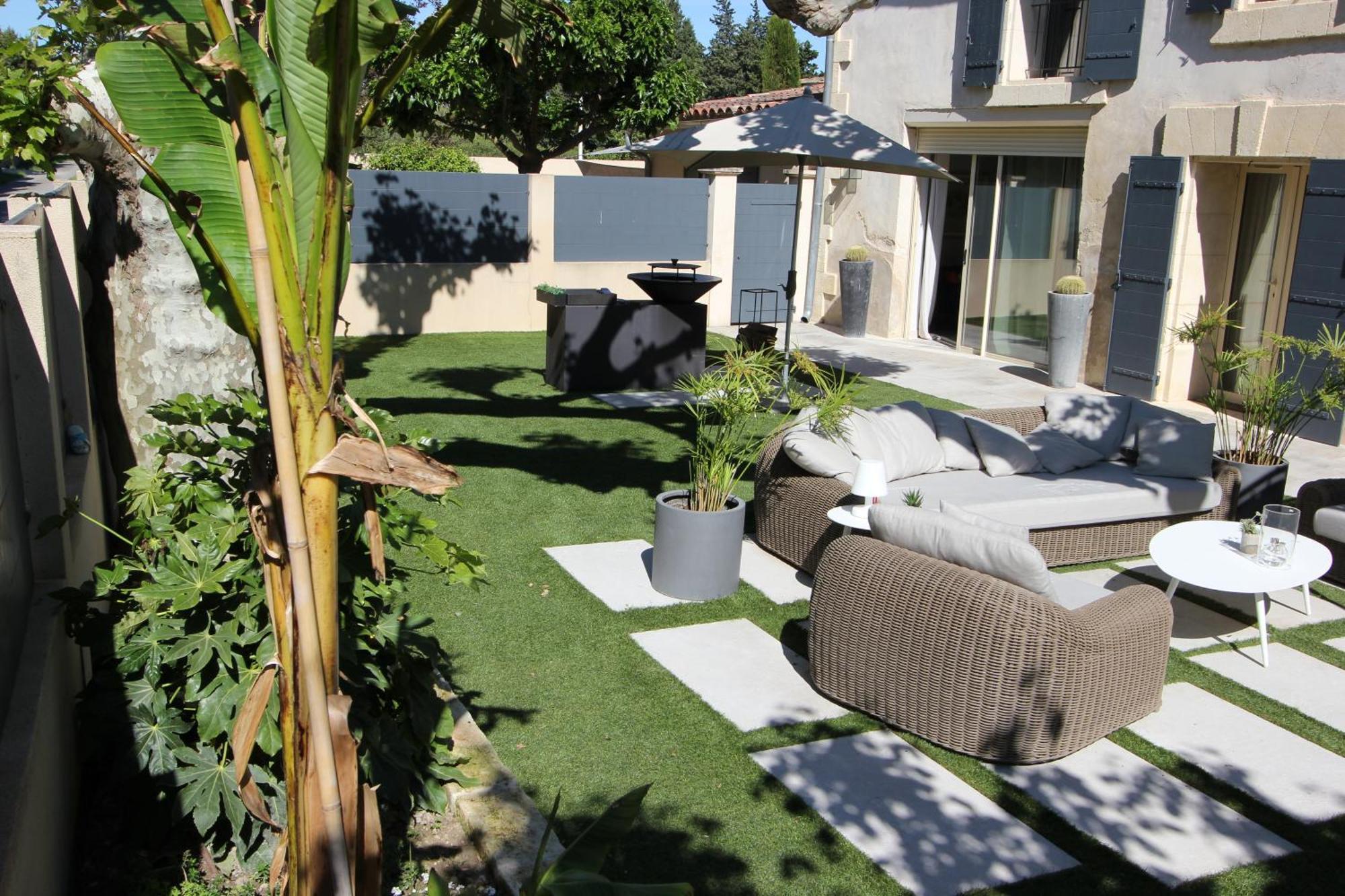 Mas Paloma Bed & Breakfast Rognonas Exterior photo