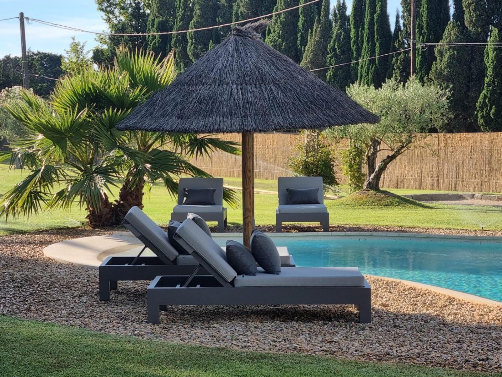 Mas Paloma Bed & Breakfast Rognonas Exterior photo