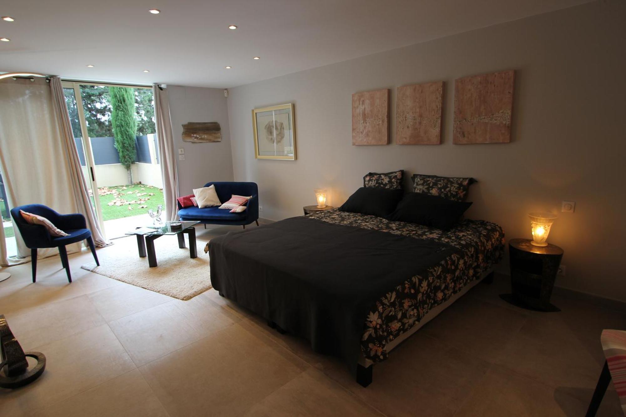 Mas Paloma Bed & Breakfast Rognonas Exterior photo