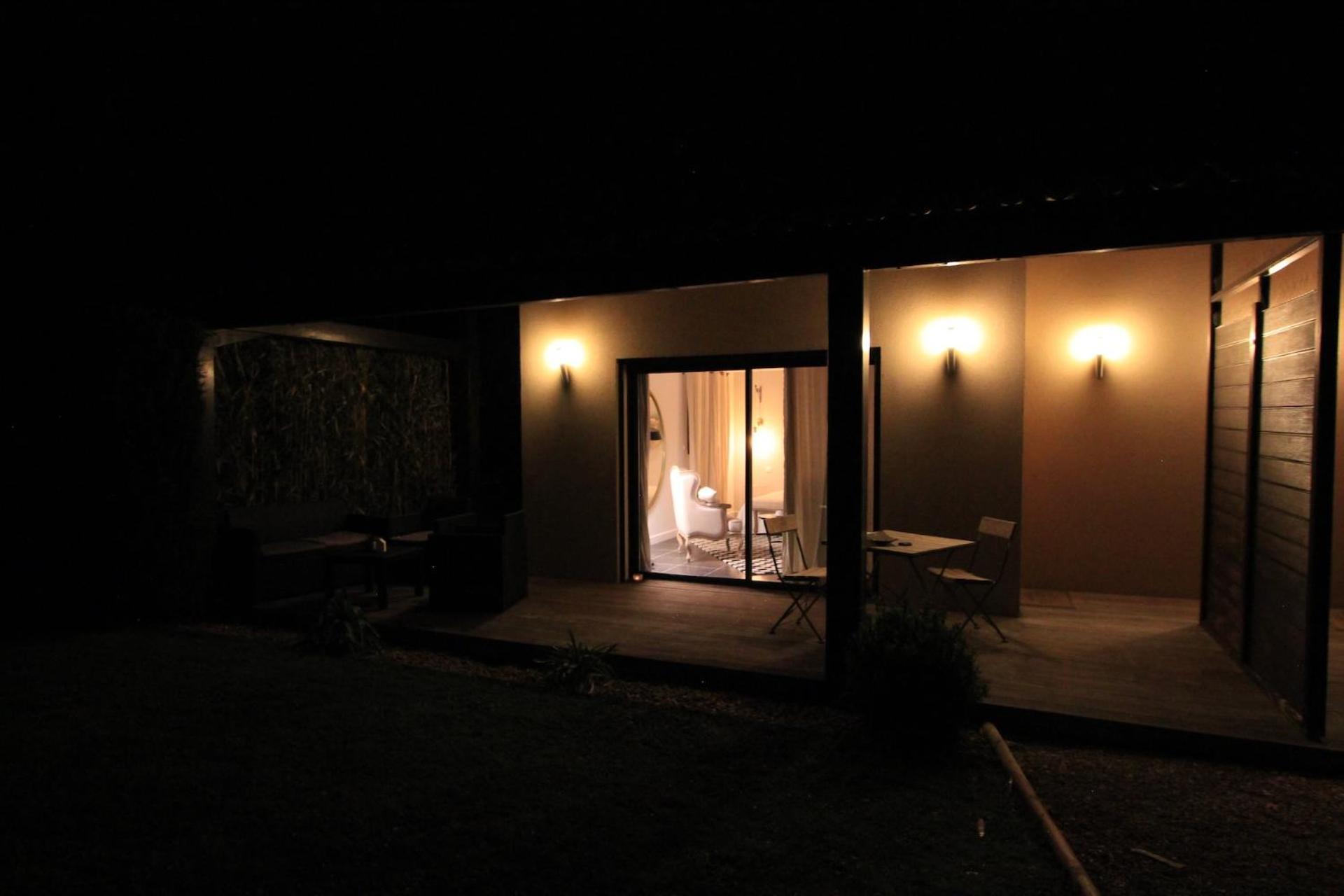 Mas Paloma Bed & Breakfast Rognonas Exterior photo