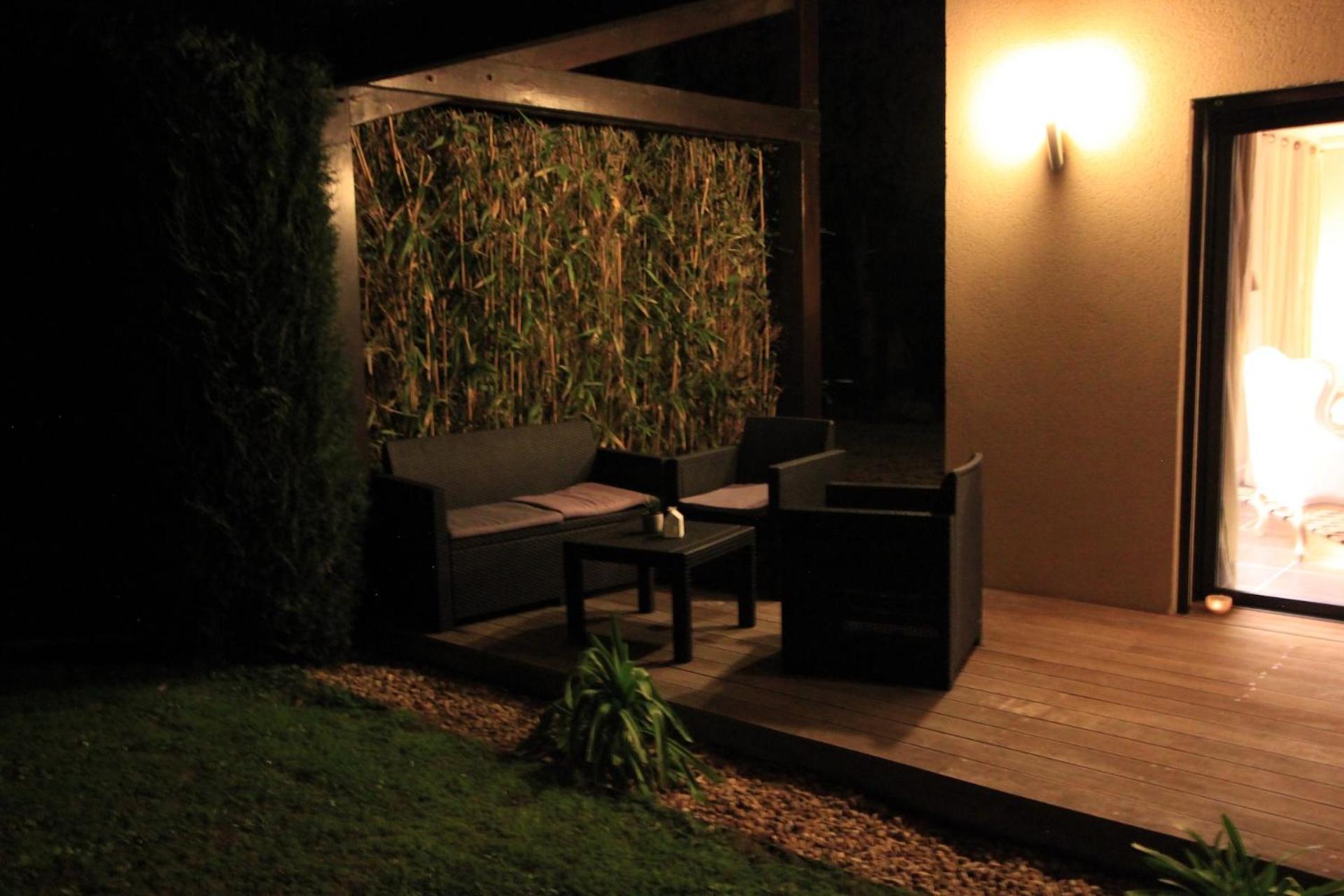 Mas Paloma Bed & Breakfast Rognonas Exterior photo