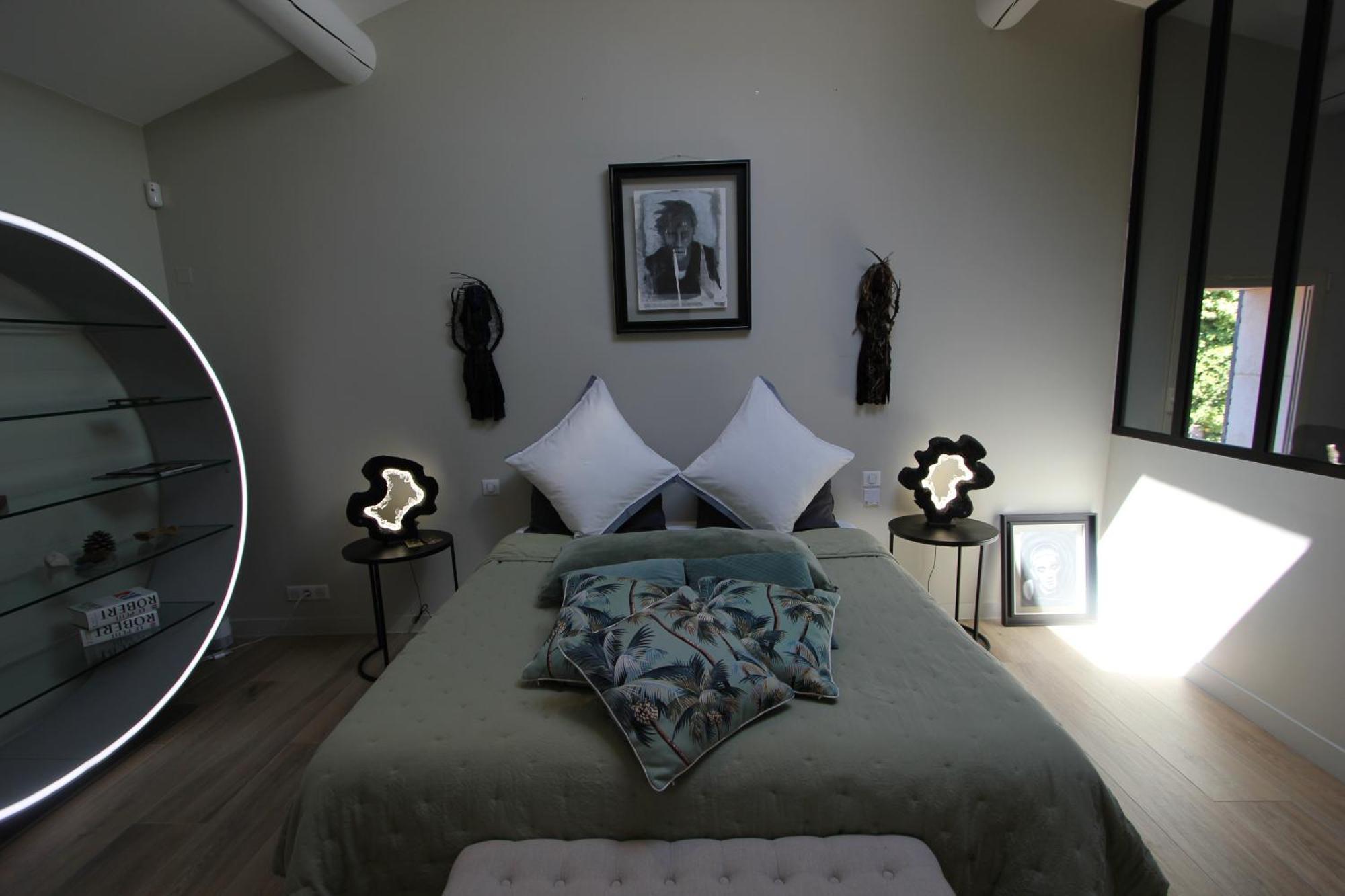 Mas Paloma Bed & Breakfast Rognonas Exterior photo